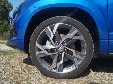 Skoda Karoq Sportline 2.0 TSI AWD 190 KM &ndash; Potwierdzenie pozycji